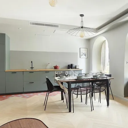 Saint Germain Des Pres By Prestige * Paryż